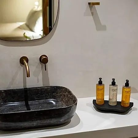Hotel Oasis 2*